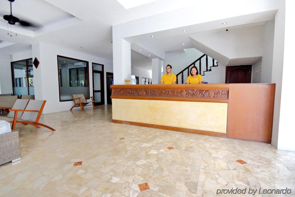 Kuta One Party Hotel Kültér fotó